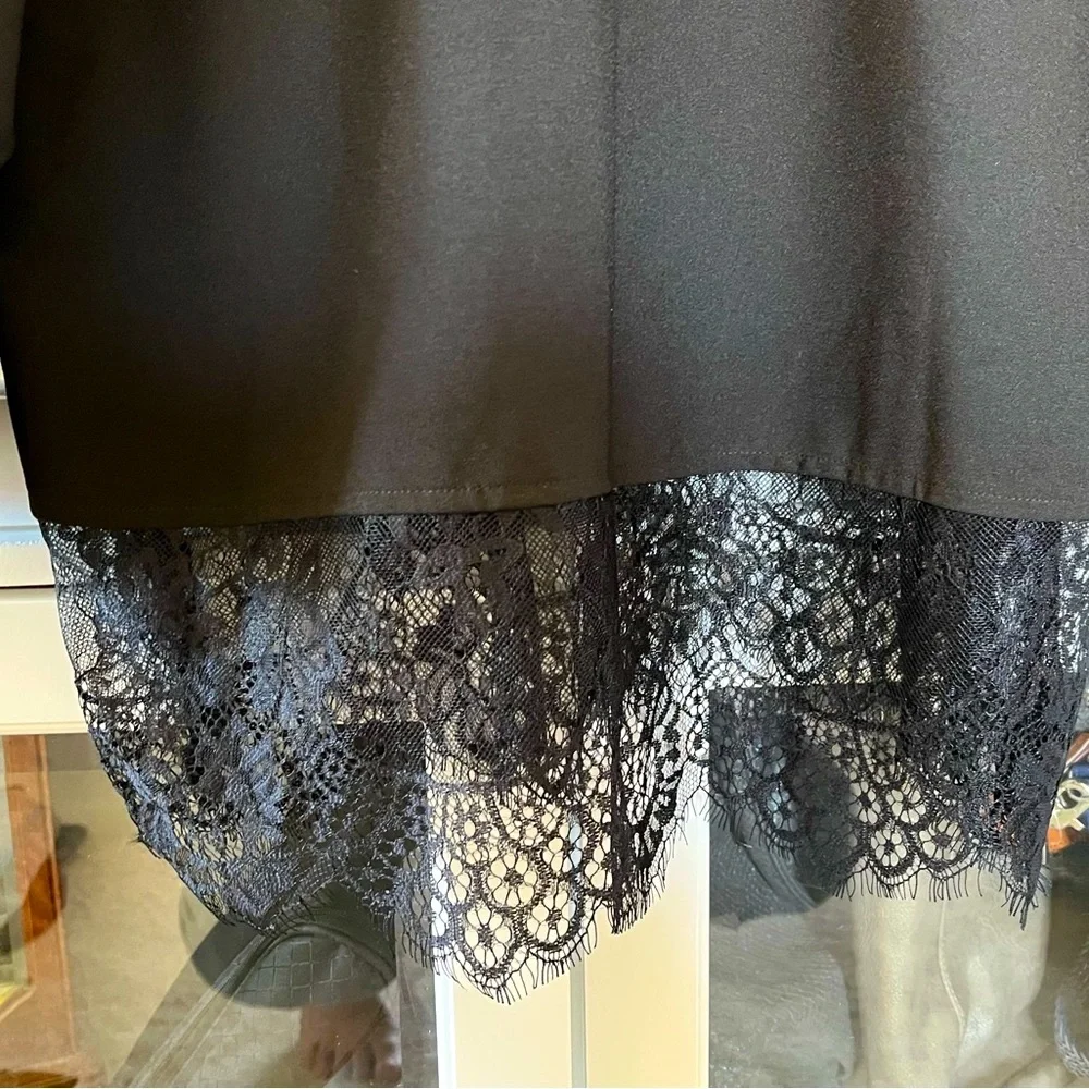 🆕 Zoe & Phoebe Black Long-sleeved blouse w/ lace detailing at top & bottom, NWT - Picture 7 of 12